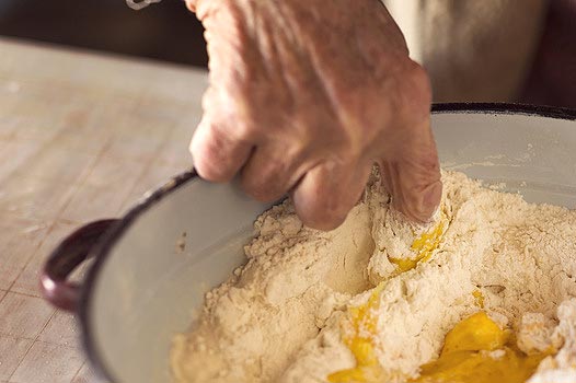 Bei rheumatischen Erkrankungen kann Ergotherapie Schmerzen lindern helfen